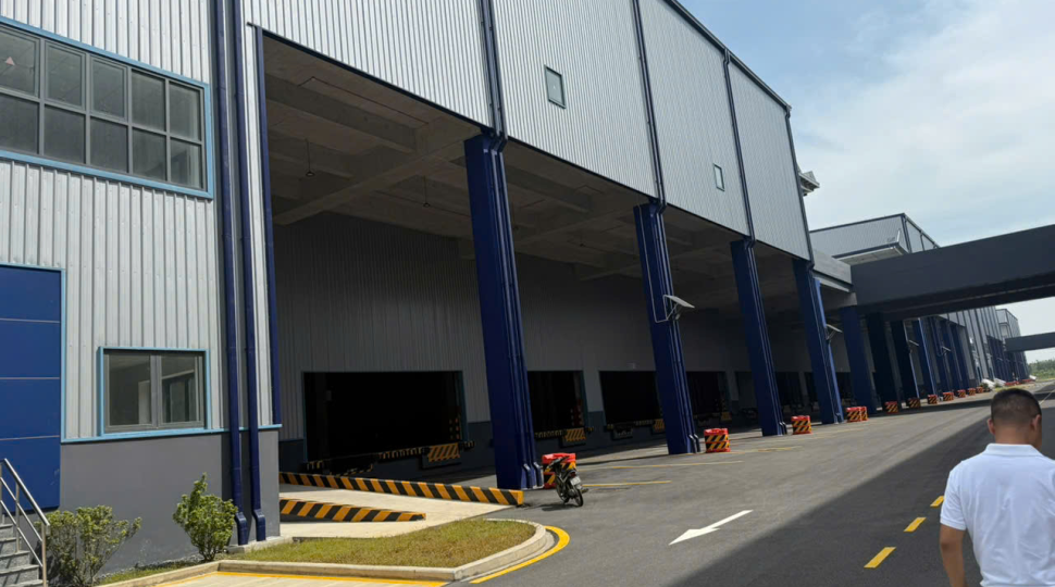 thuê xưởng kcn tân đức long an