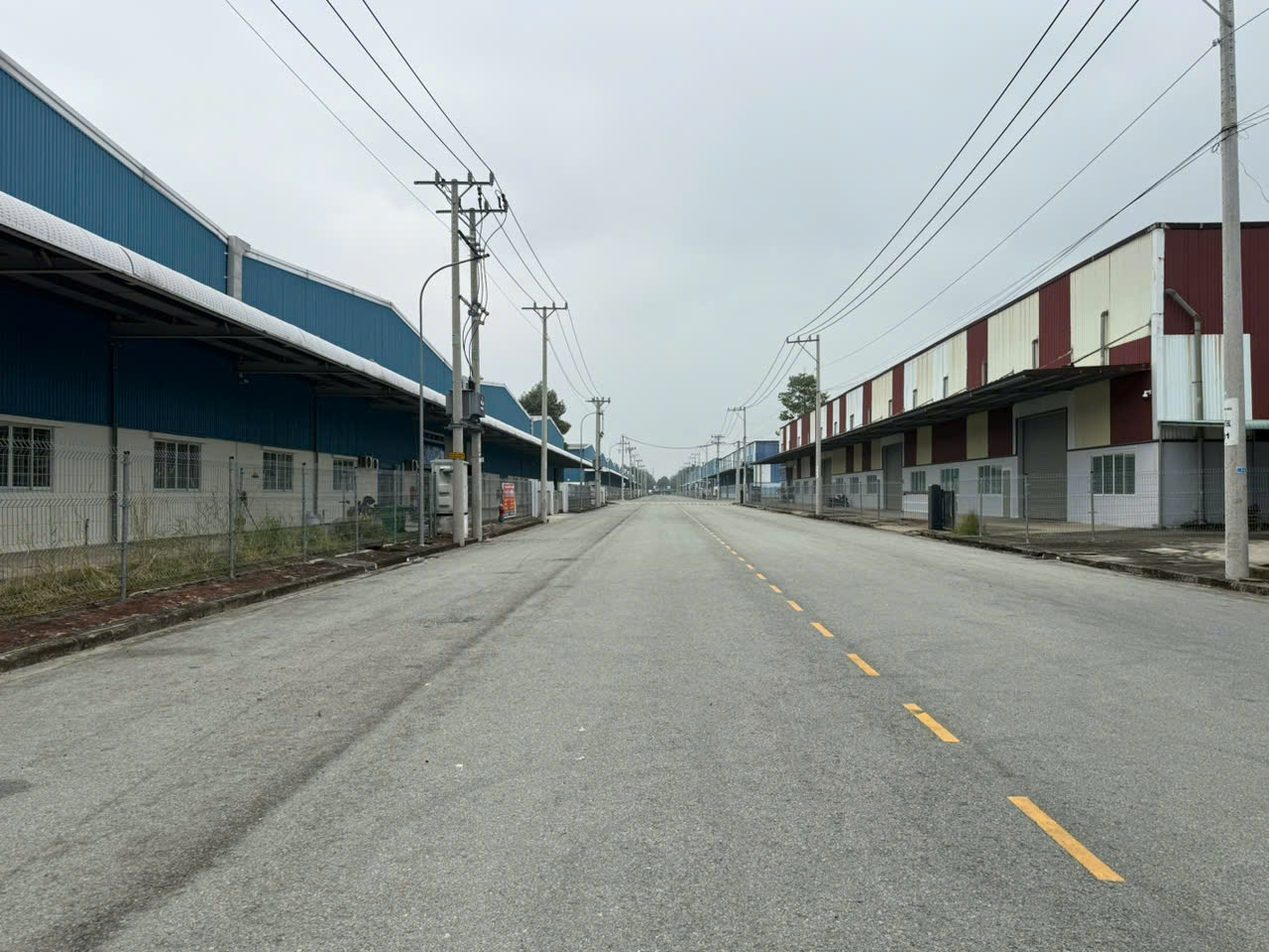 https://raovatbatdongsan.com.vn/tim-kiem/cho-thue-list-mat-bang-kho-xuong-kcn-dat-cate-nha-kho-xuong-kcn-city-dong-nai