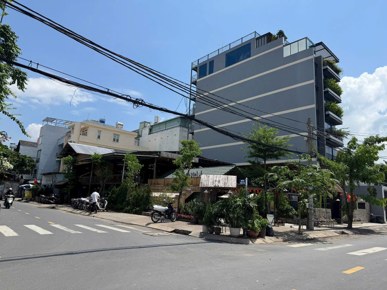 https://raovatbatdongsan.com.vn/nha-mat-tien