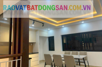 bán BBiệt thự 25x45m CN 1100m2 thổ cư Mặt tiền Lê Thị Riêng gần ủy ban Q12 4 PN