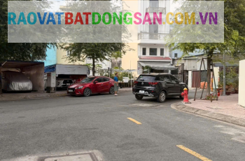 Biệt thự 3 lầu 7x20 đối diện công viên gần UBND Quận 12